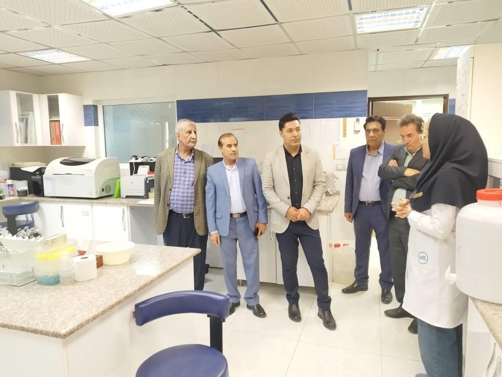 بازدید مدیر صندوق بازنشستگی فارس از بیمارستان‌ها و عیادت از بازنشستگان
